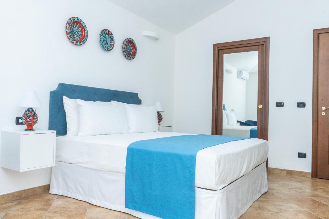Bed and Breakfast Relais Ruggiero Le Castella  Exterior foto