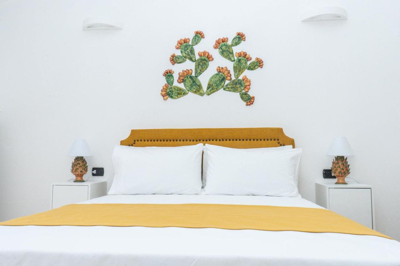 Bed and Breakfast Relais Ruggiero Le Castella  Exterior foto